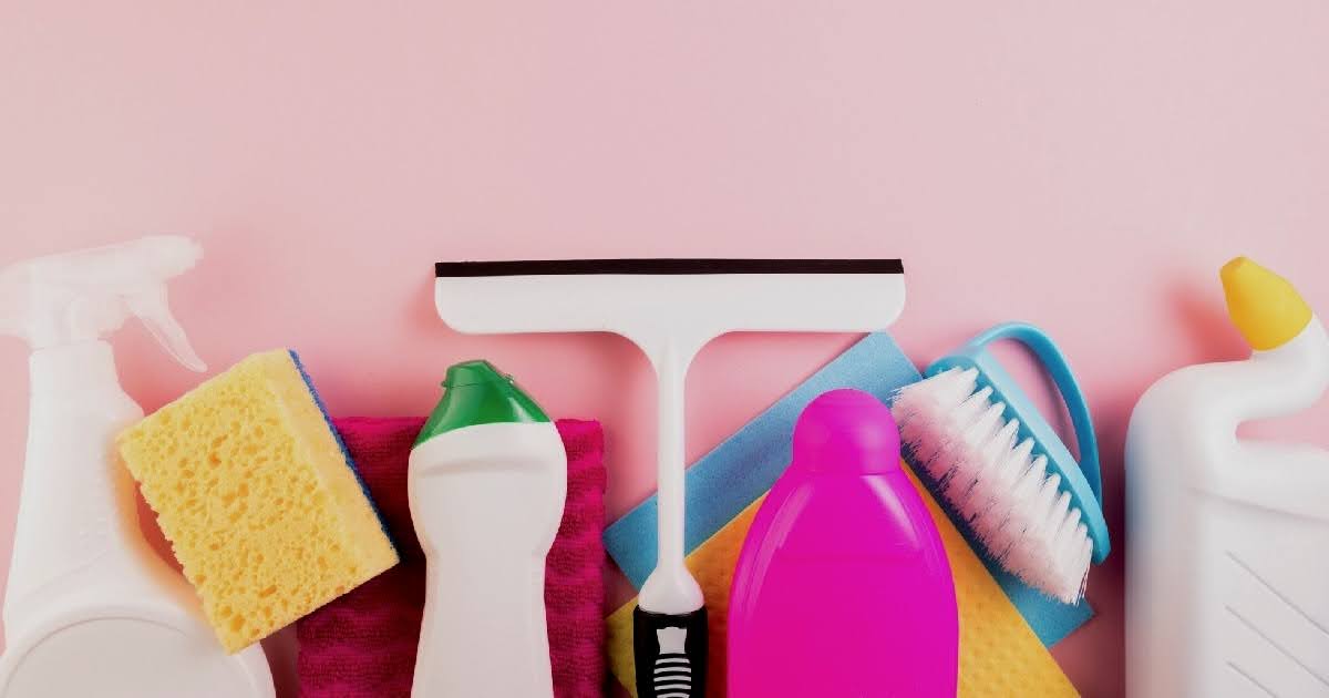 Keeping a clean home year-round, especially during flu season, requires essential household cleaning products to reduce germs and effectively ensure a healthy environment.